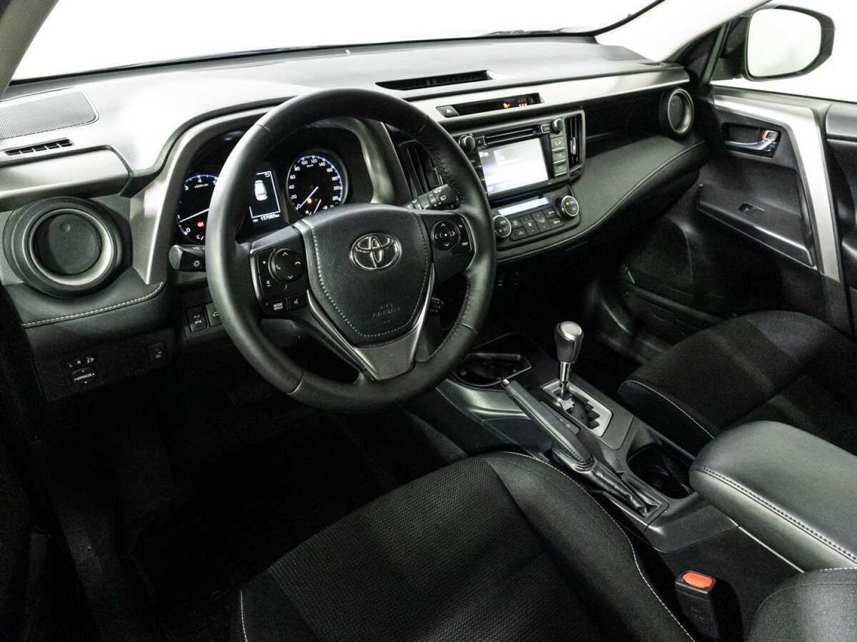 Toyota RAV4, 2015 - Фото №10