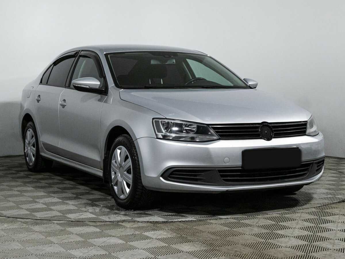 Volkswagen Jetta, 2012 - Фото №2