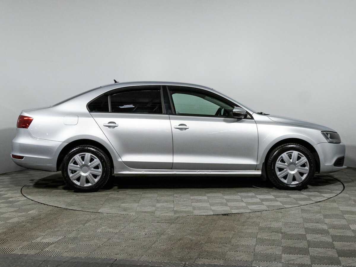 Volkswagen Jetta, 2012 - Фото №3