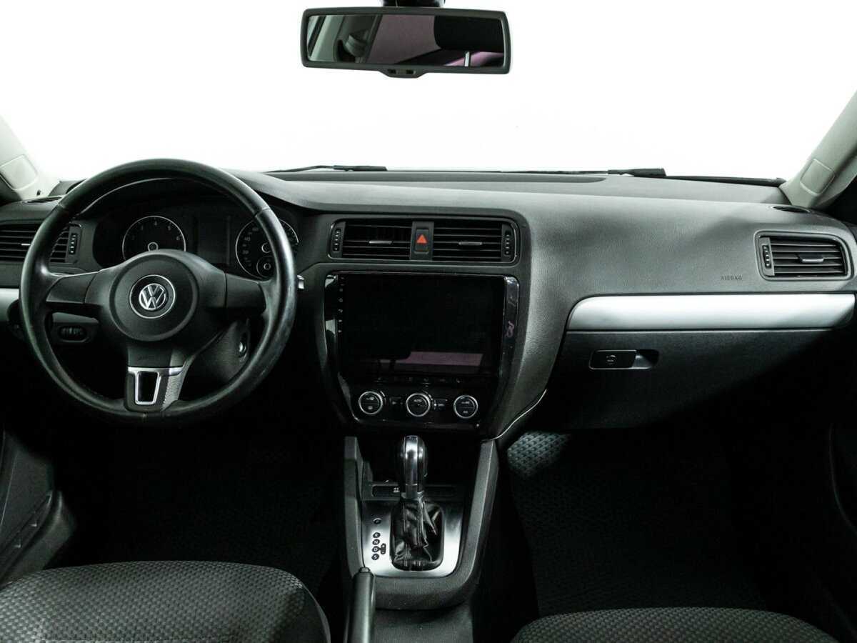 Volkswagen Jetta, 2012 - Фото №12