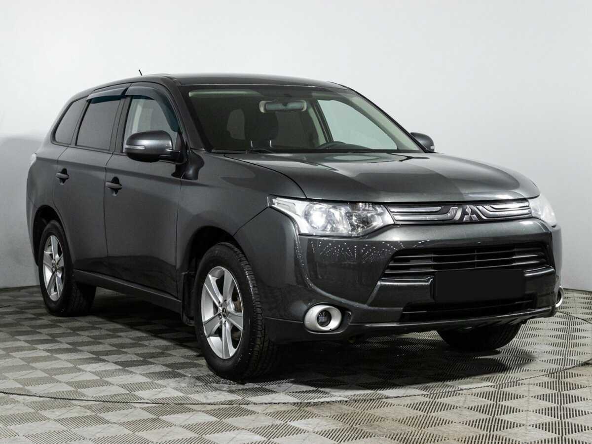 Mitsubishi Outlander, 2013 - Фото №2