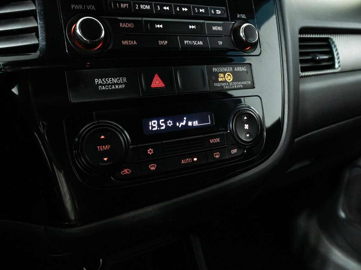 Mitsubishi Outlander, 2013 - Фото №14