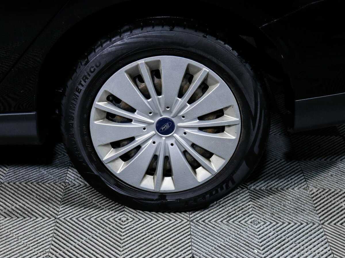 Ford Focus, 2019 - Фото №12