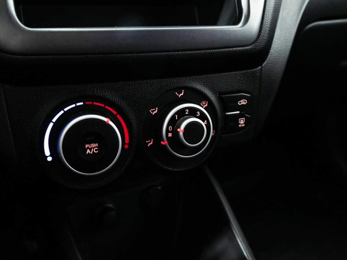 Kia Rio, 2012 - Фото №14