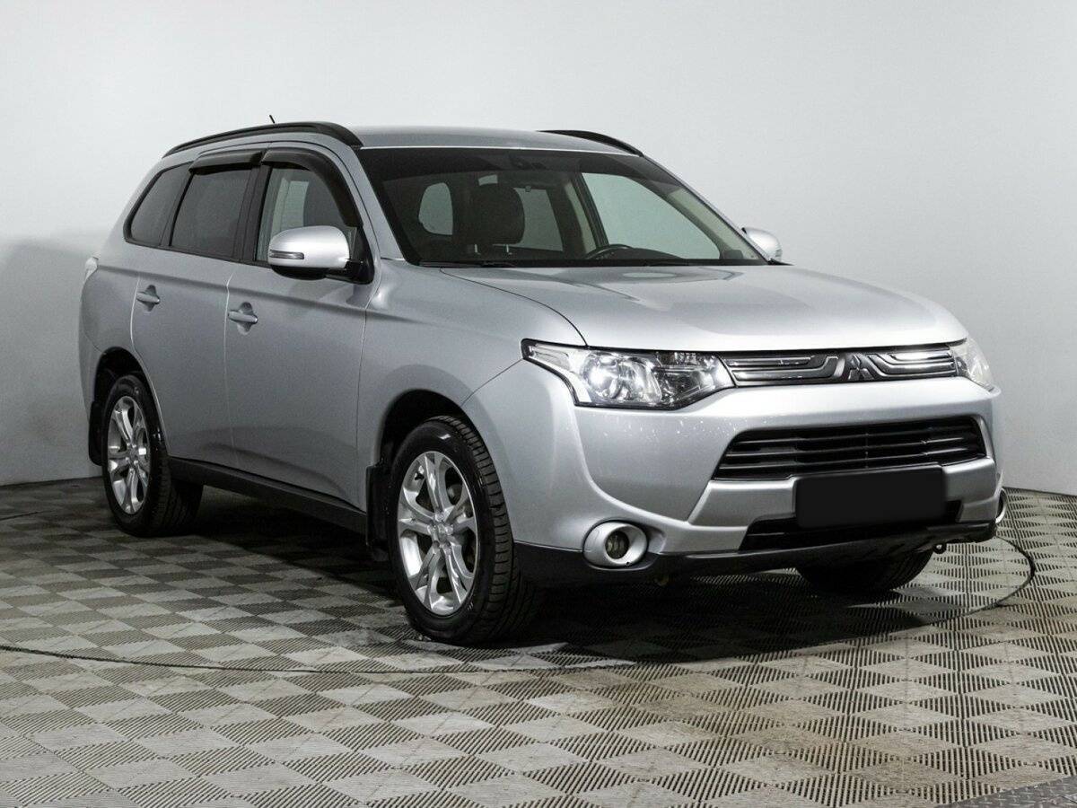 Mitsubishi Outlander, 2013 - Фото №2