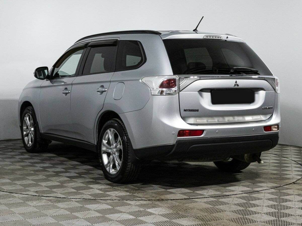 Mitsubishi Outlander, 2013 - Фото №6
