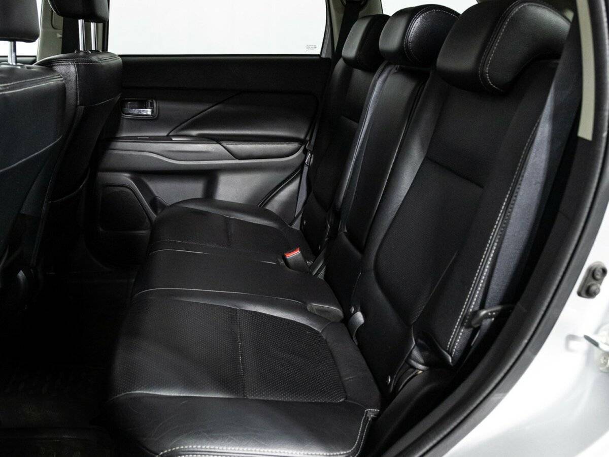 Mitsubishi Outlander, 2013 - Фото №9