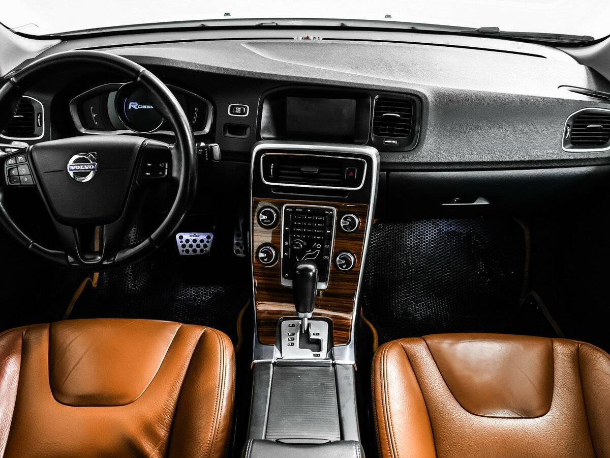 Volvo S60, 2012 - Фото №10