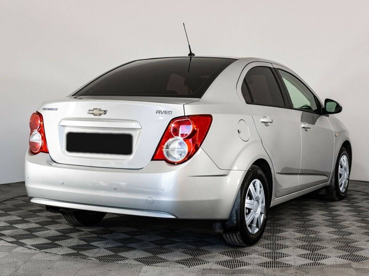 Chevrolet Aveo, 2015 - Фото №3
