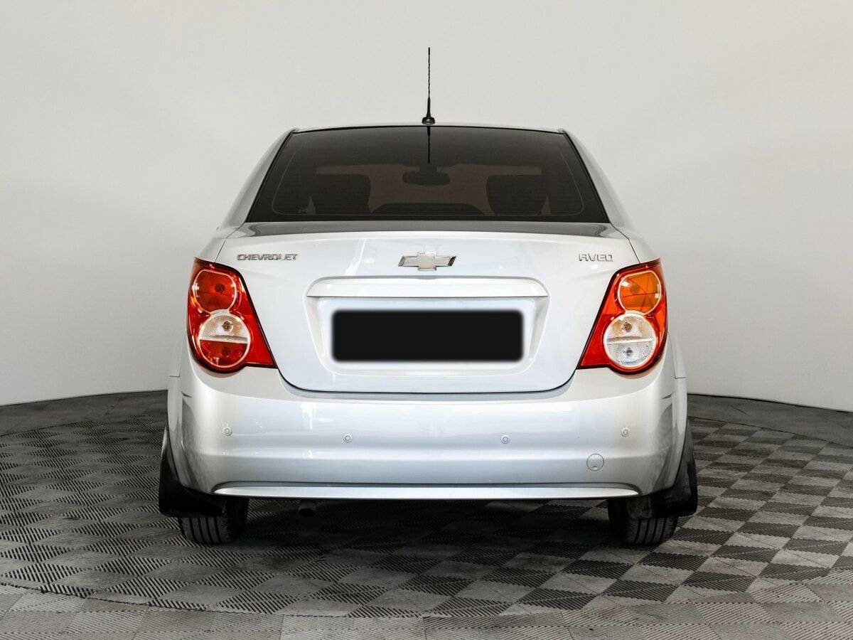 Chevrolet Aveo, 2015 - Фото №4