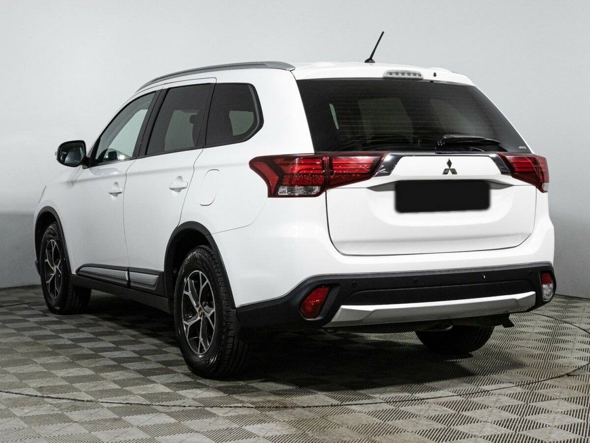 Mitsubishi Outlander, 2016 - Фото №6