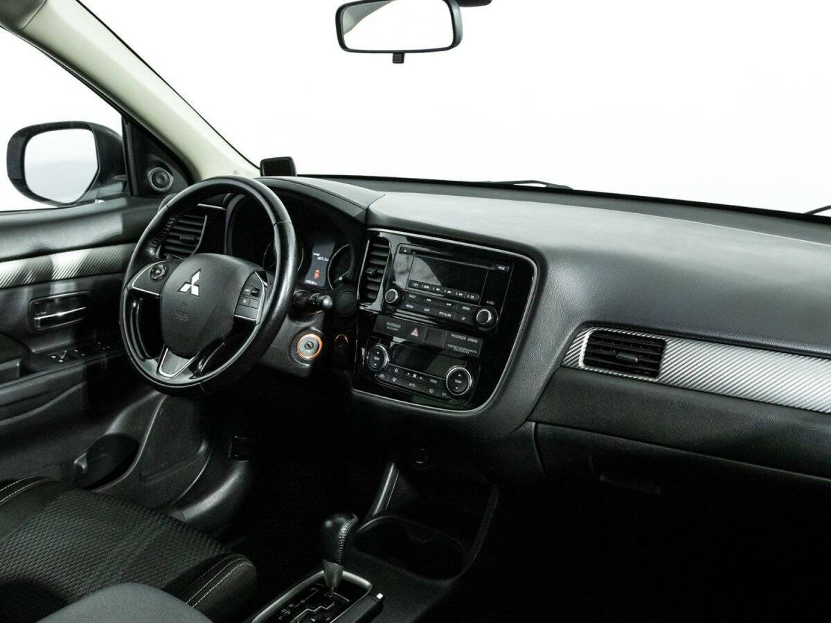 Mitsubishi Outlander, 2016 - Фото №8