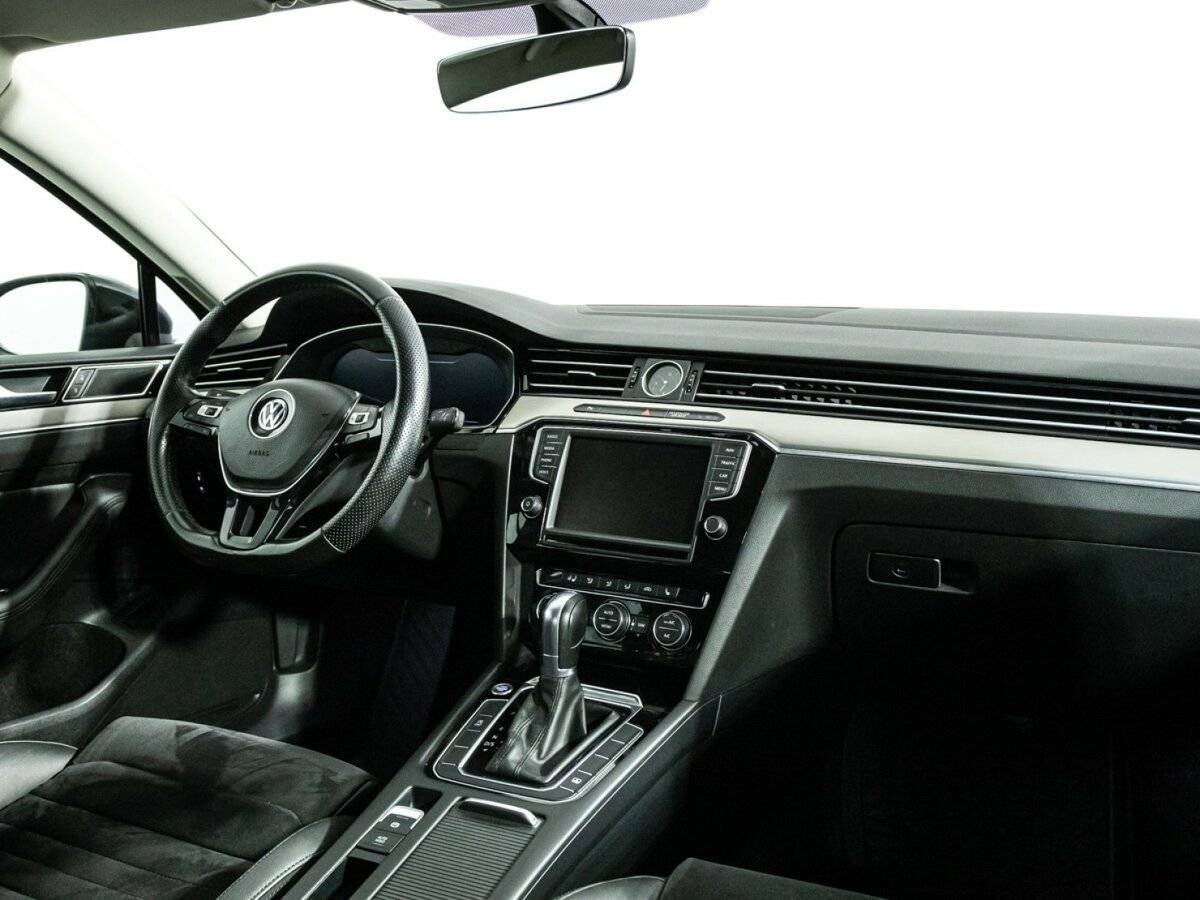 Volkswagen Passat, 2016 - Фото №8
