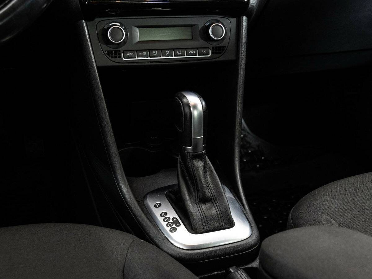 Volkswagen Polo, 2017 - Фото №9