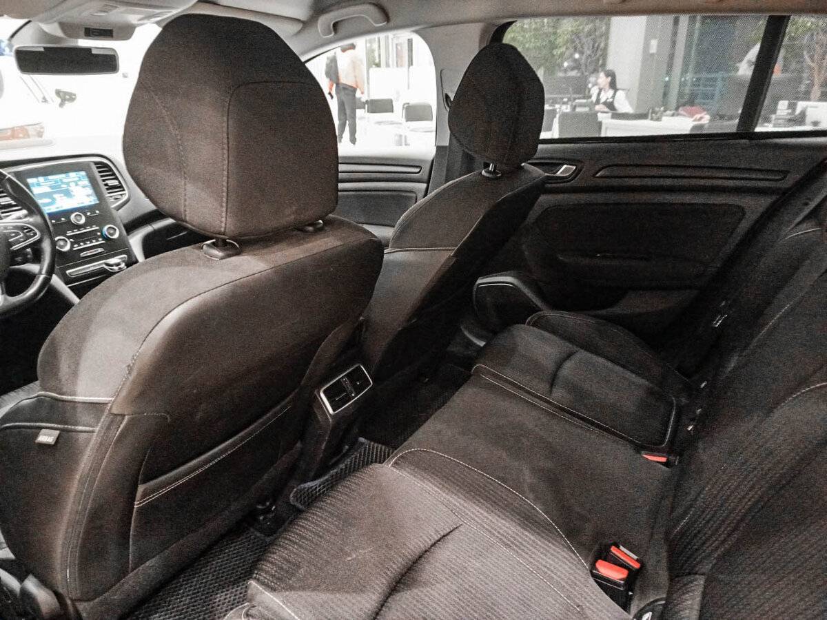 Renault Megane, 2019 - Фото №9