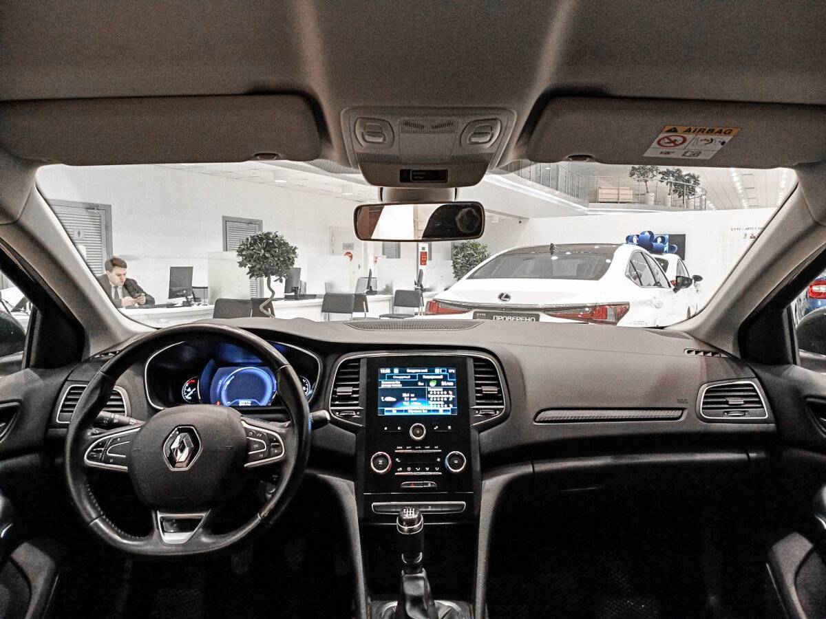 Renault Megane, 2019 - Фото №11