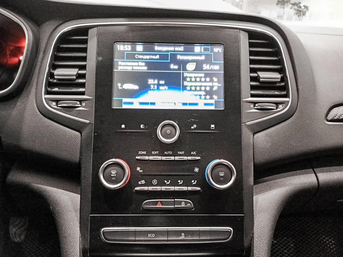 Renault Megane, 2019 - Фото №12