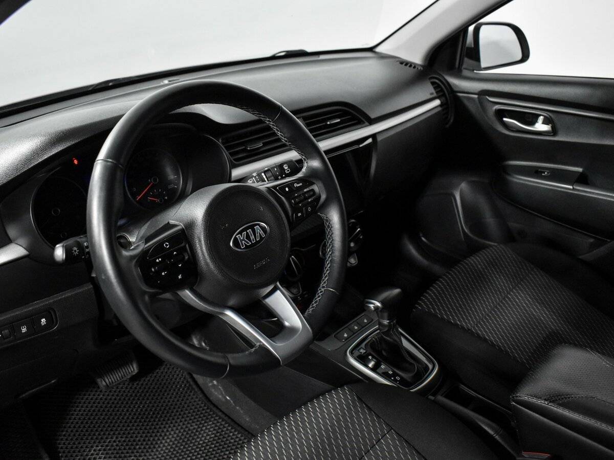 Kia Rio X-Line, 2020 - Фото №8