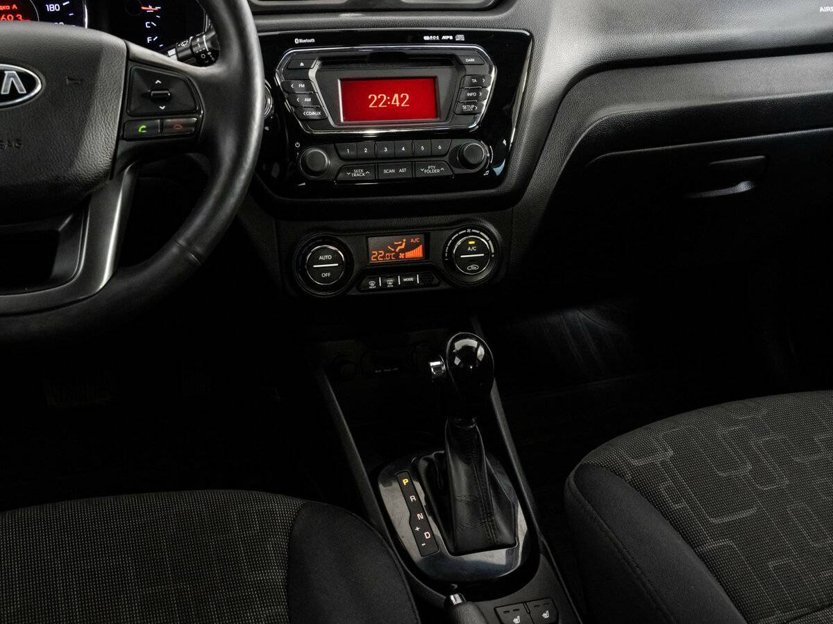 Kia Rio 6-speed, 2014 - Фото №11