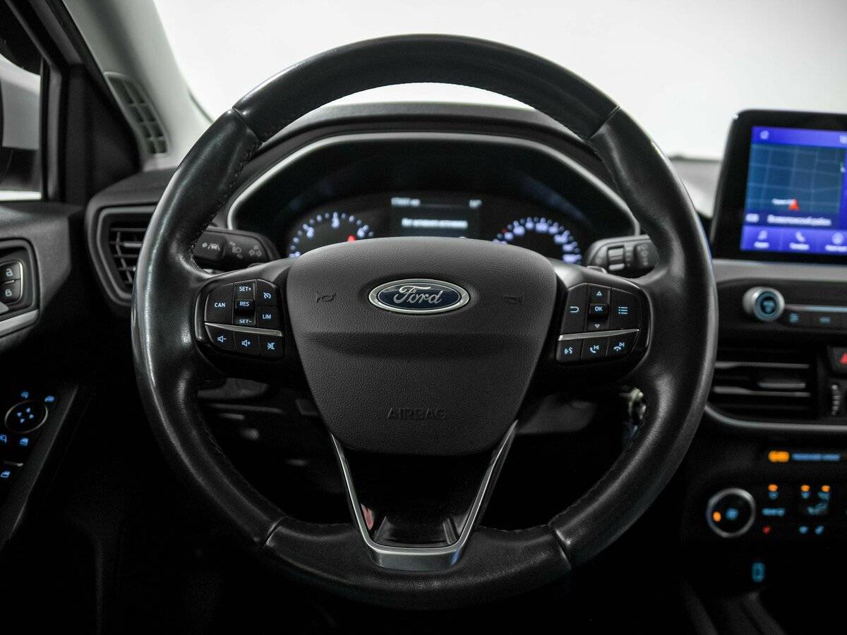 Ford Focus, 2019 - Фото №8