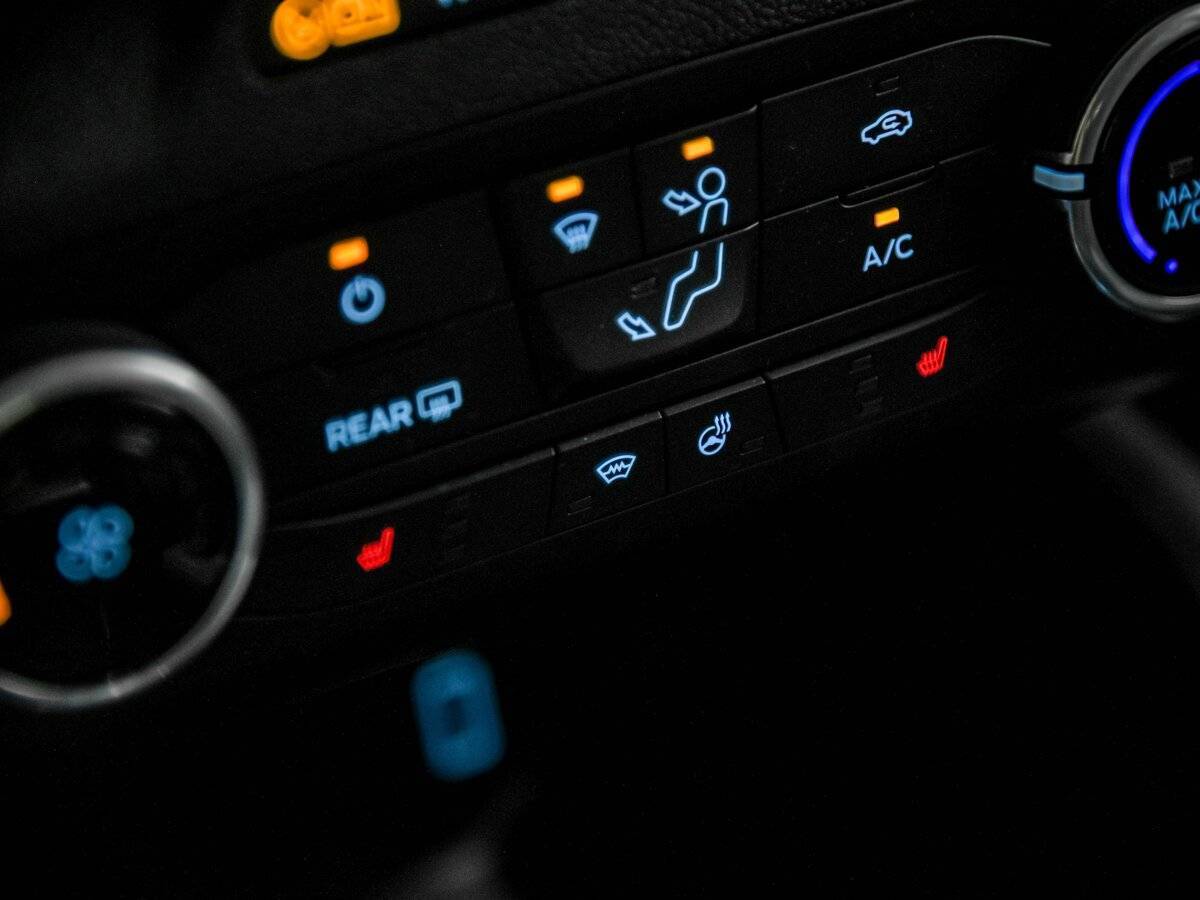 Ford Focus, 2019 - Фото №12