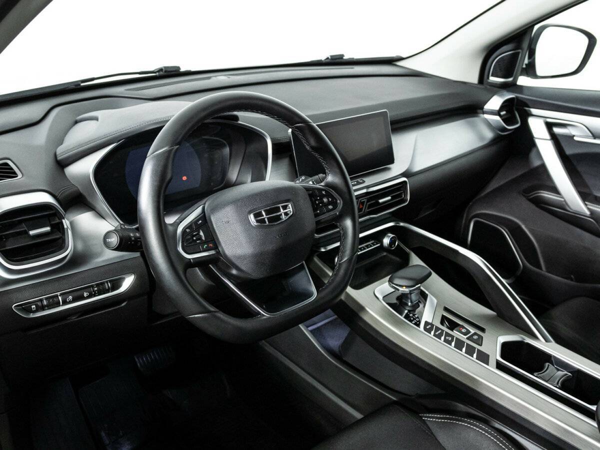 Geely Coolray, 2022 - Фото №10