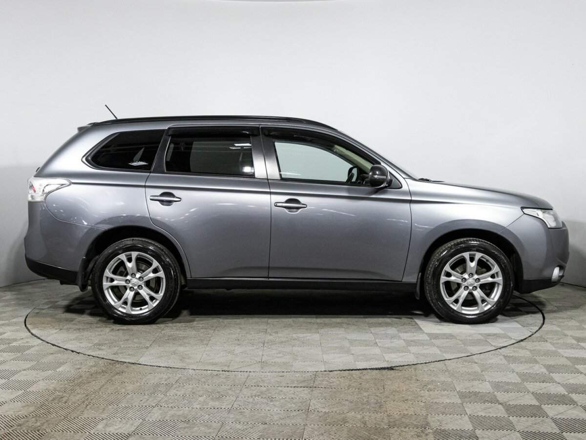 Mitsubishi Outlander, 2012 - Фото №3