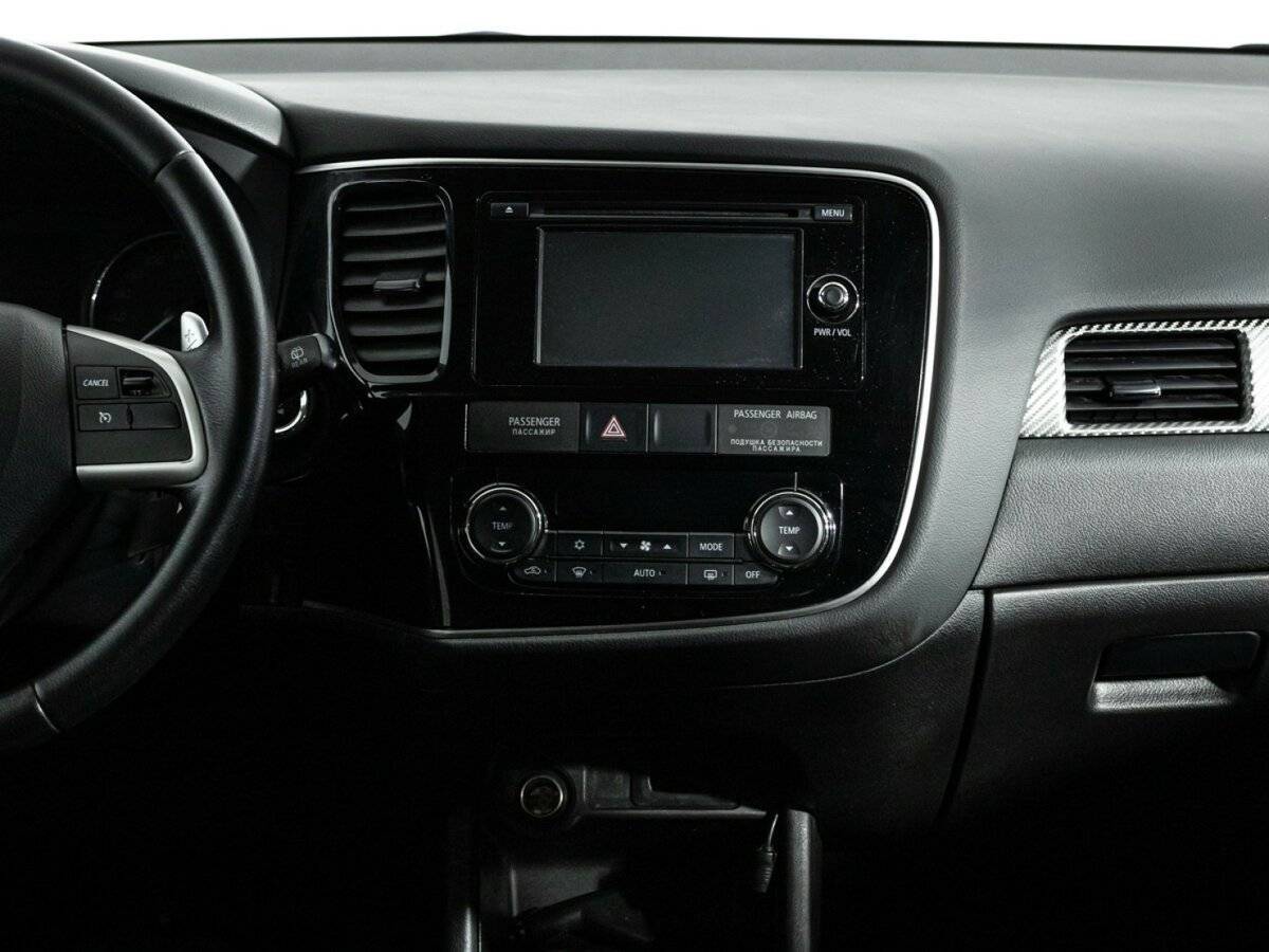 Mitsubishi Outlander, 2012 - Фото №13