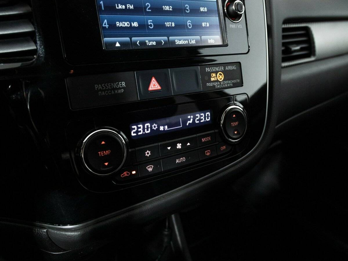 Mitsubishi Outlander, 2012 - Фото №16