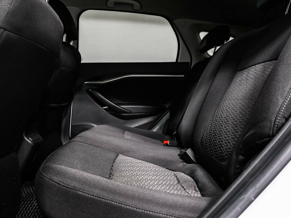 Lada (ВАЗ) Vesta SW, 2020 - Фото №11