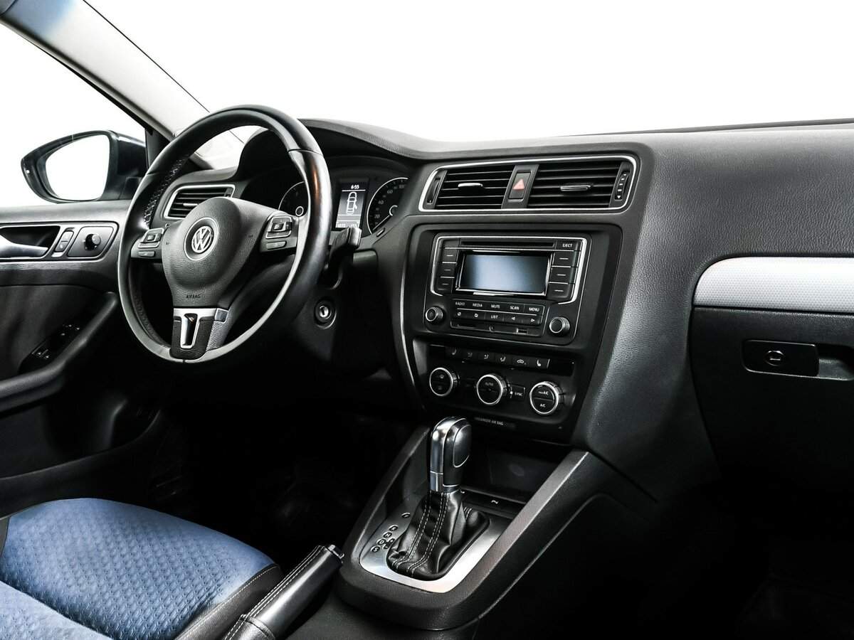 Volkswagen Jetta, 2013 - Фото №8