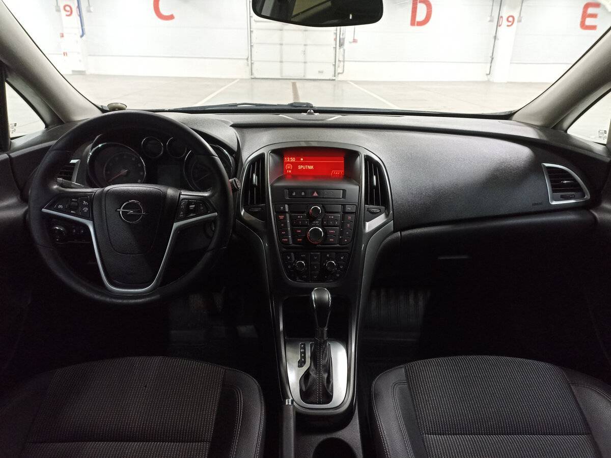 Opel Astra, 2012 - Фото №13