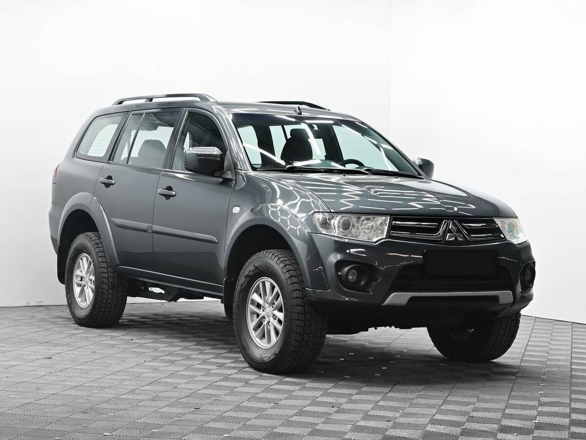 Mitsubishi Pajero Sport, 2014 - Фото №1