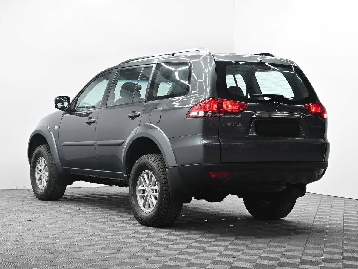 Mitsubishi Pajero Sport, 2014 - Фото №2