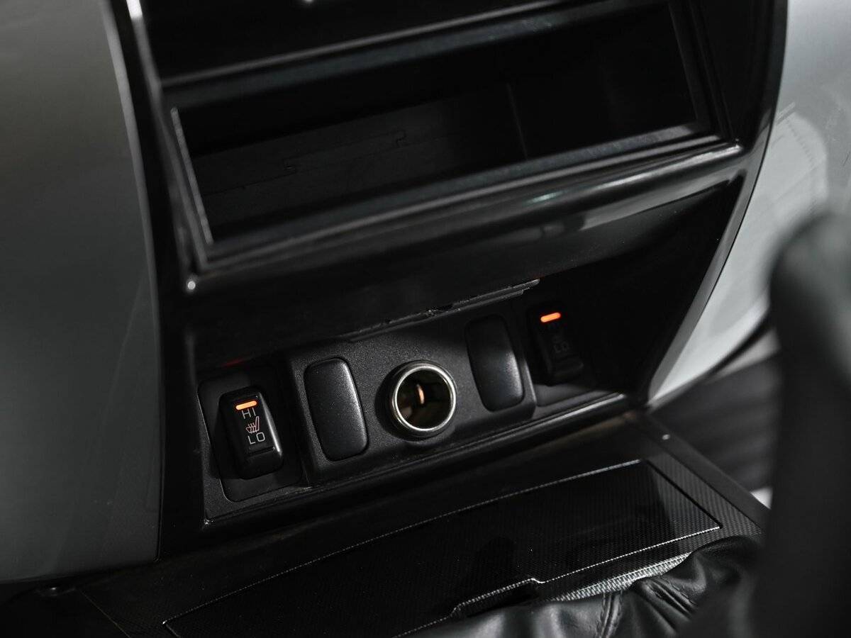 Mitsubishi Pajero Sport, 2014 - Фото №11