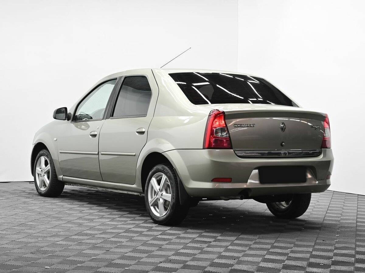 Renault Logan, 2013 - Фото №2