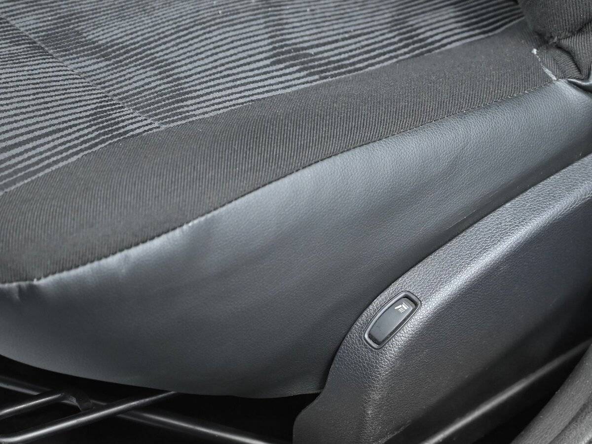 Renault Logan, 2013 - Фото №6