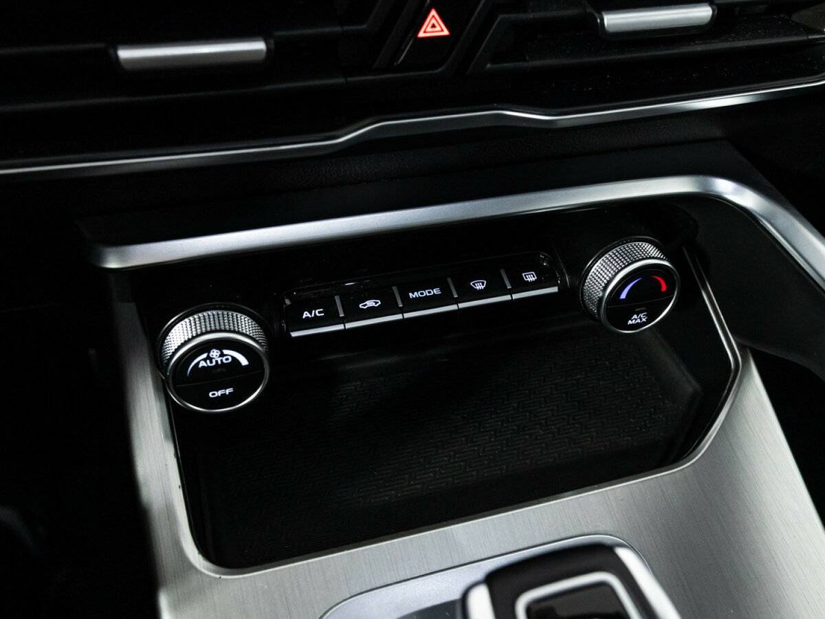 Geely Coolray, 2021 - Фото №17