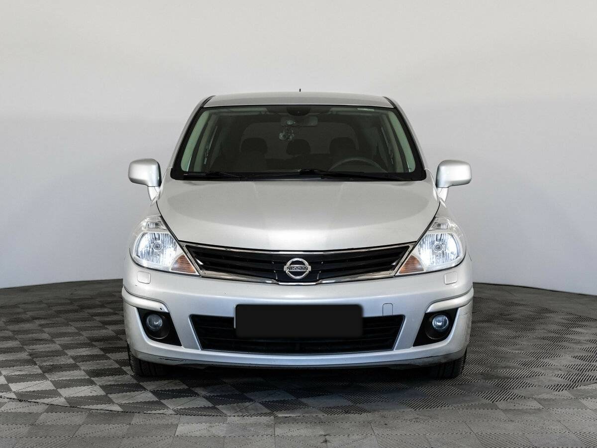 Nissan Tiida, 2013 - Фото №1