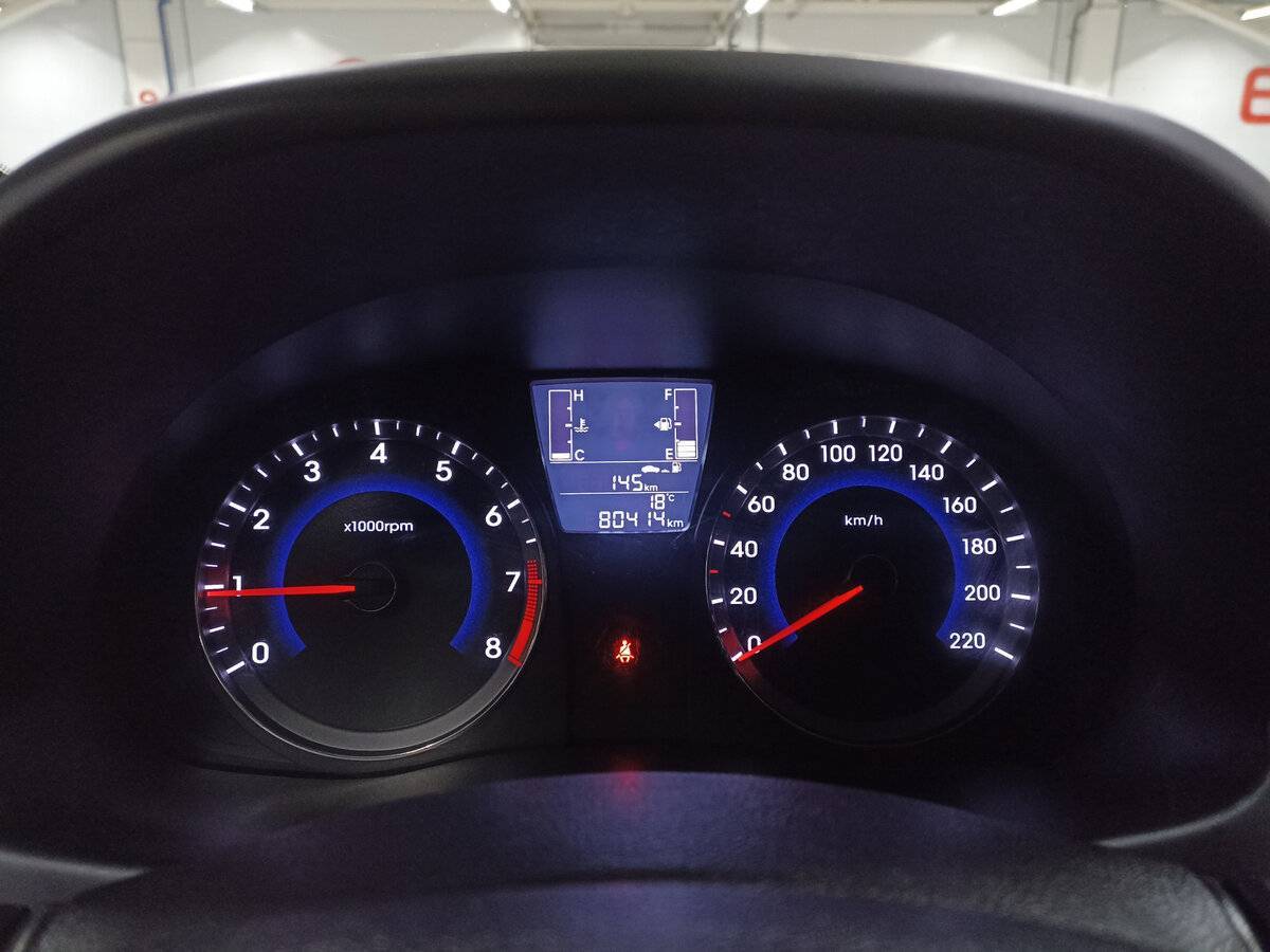 Hyundai Solaris, 2016 - Фото №12