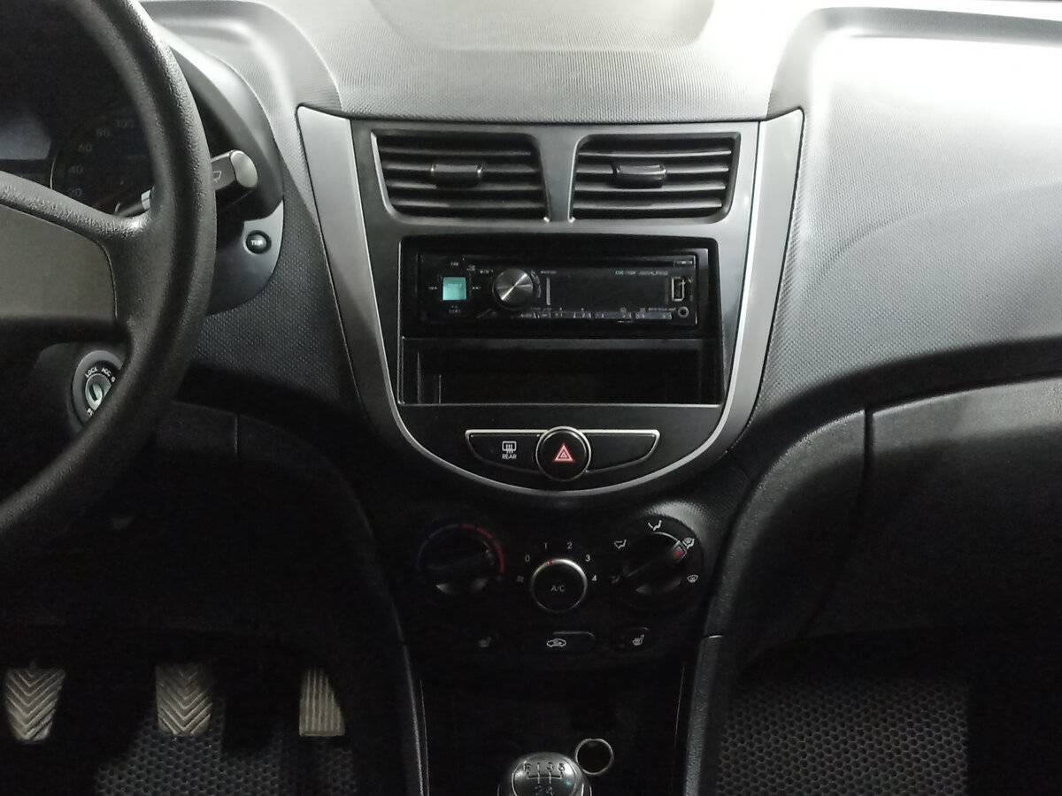 Hyundai Solaris, 2016 - Фото №14