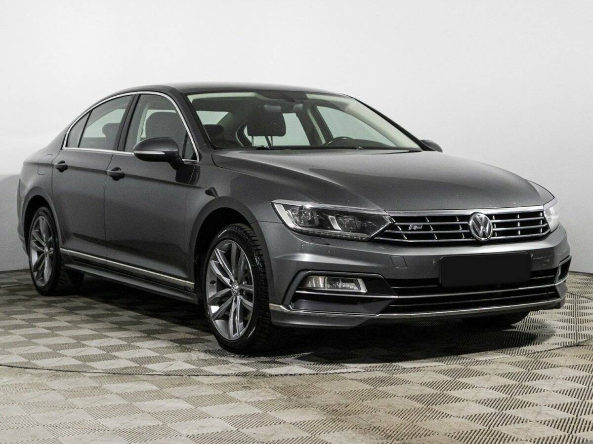 Volkswagen Passat, 2017 - Фото №2
