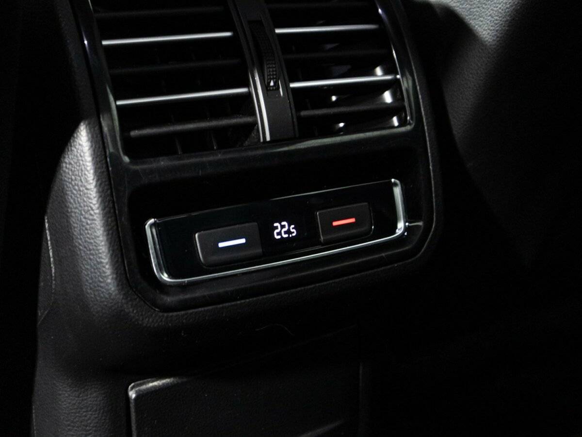 Volkswagen Passat, 2017 - Фото №15