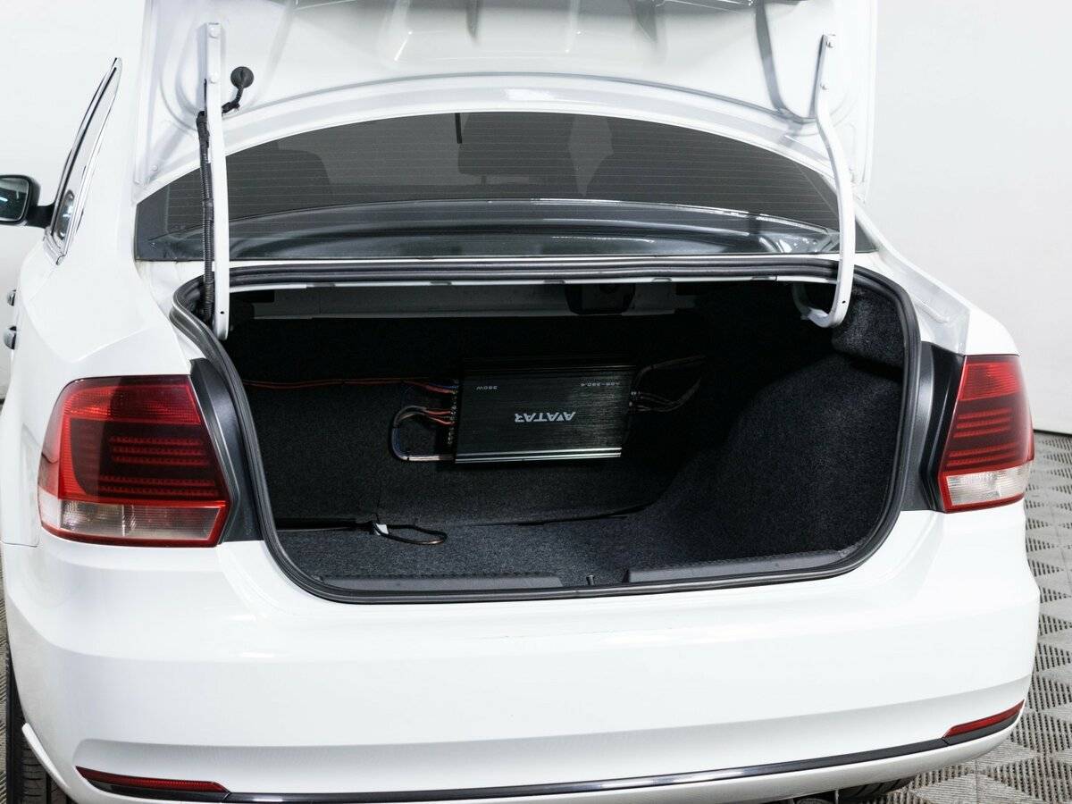 Volkswagen Polo, 2018 - Фото №6