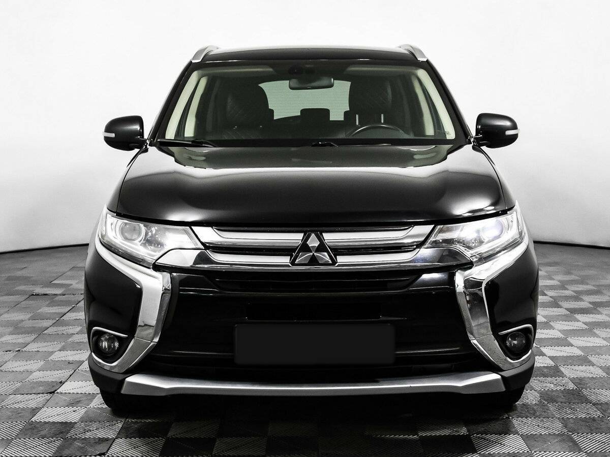 Mitsubishi Outlander, 2018 - Фото №1
