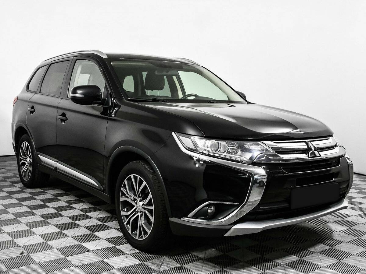 Mitsubishi Outlander, 2018 - Фото №2
