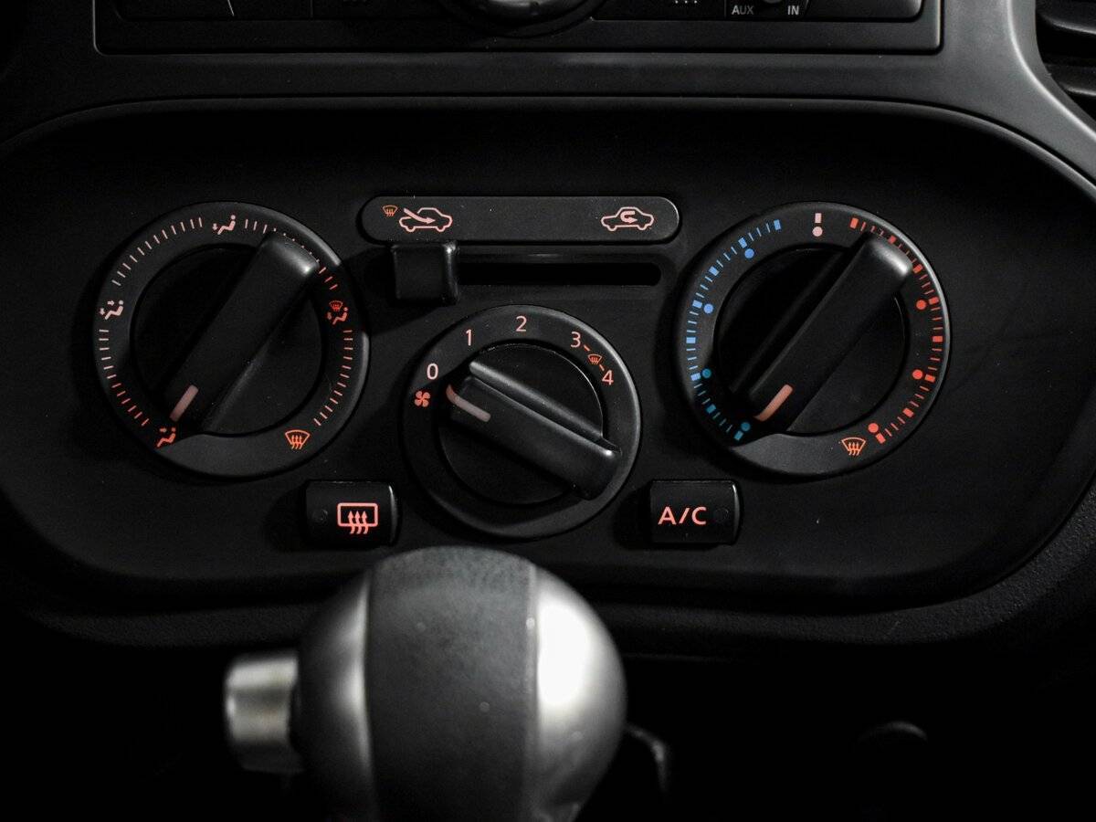 Nissan Juke, 2013 - Фото №14