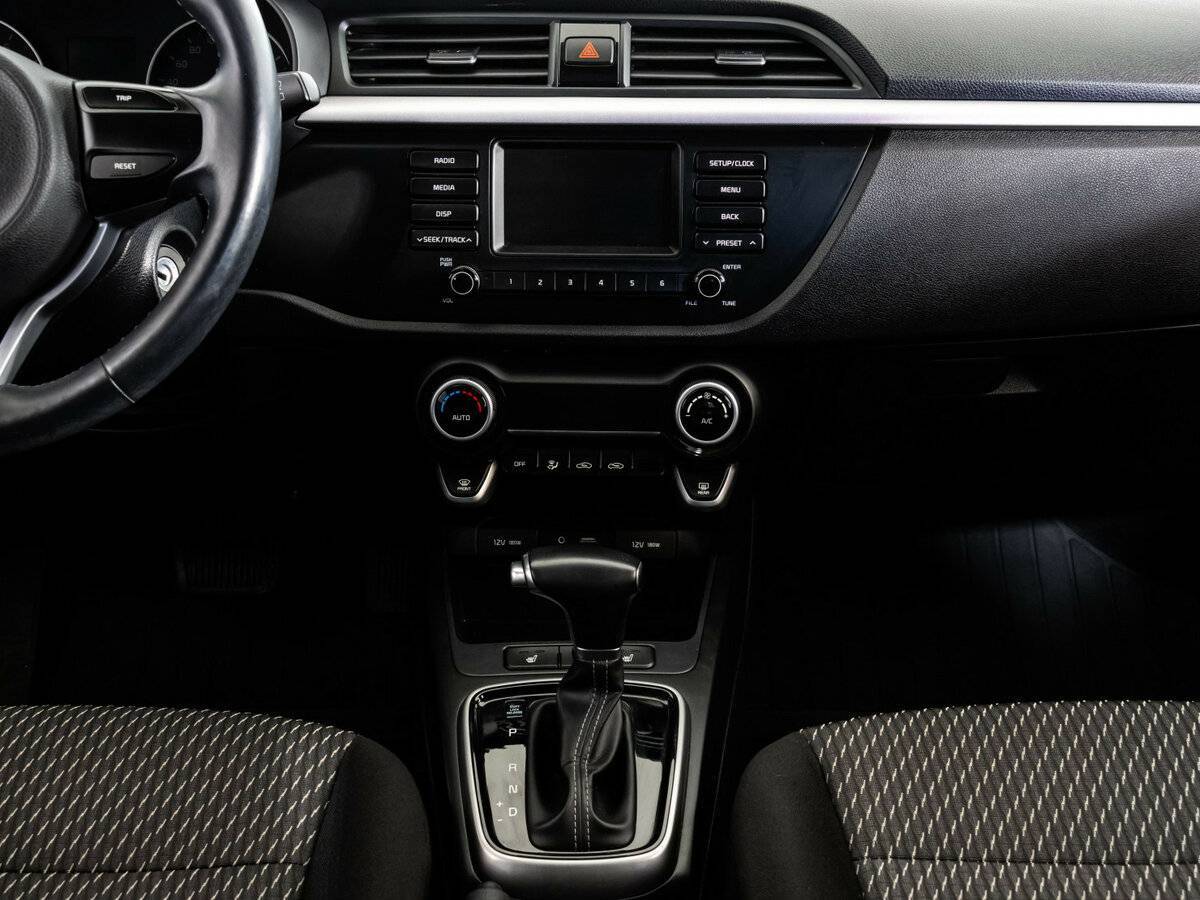 Kia Rio X-Line, 2018 - Фото №9