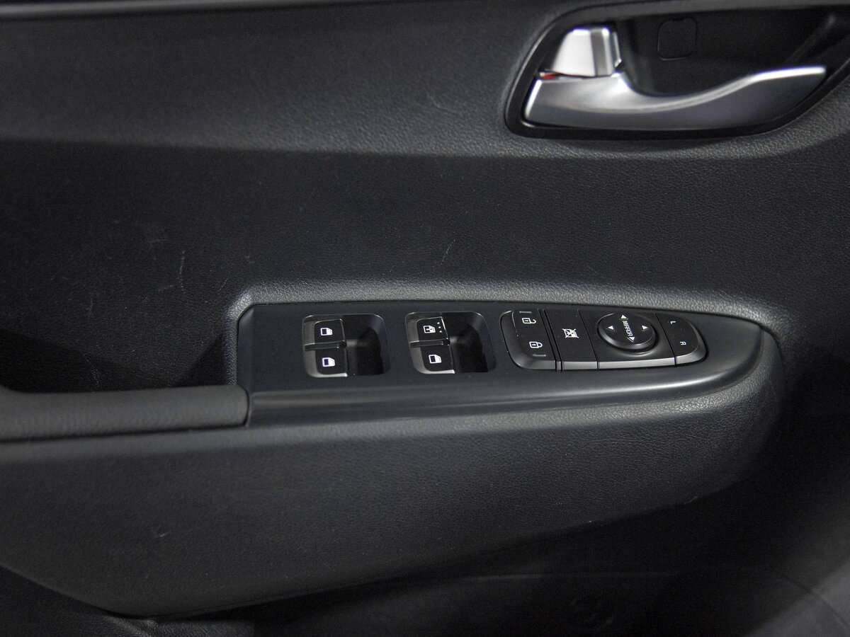 Kia Rio, 2018 - Фото №12