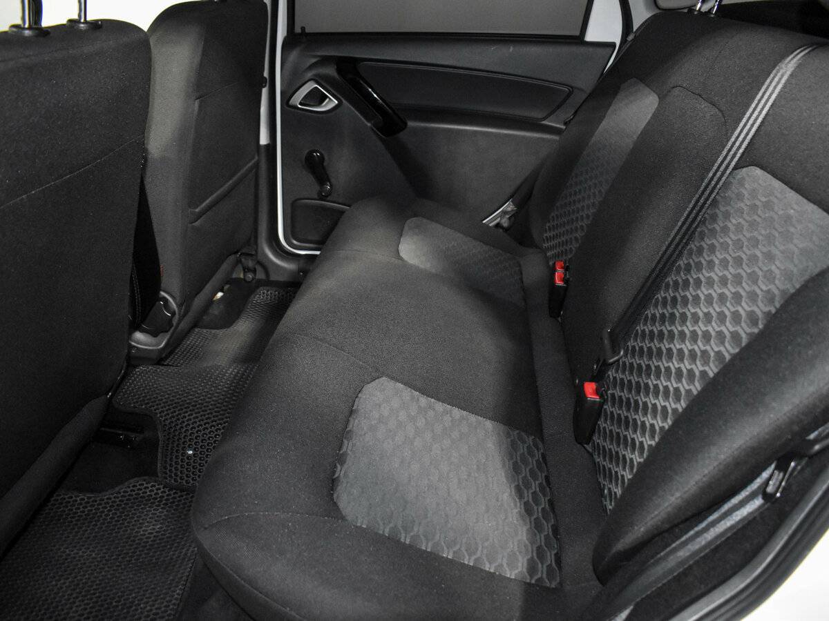 Lada (ВАЗ) Granta, 2020 - Фото №9